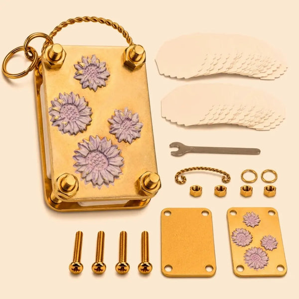 Meadow Daisy Trail Press